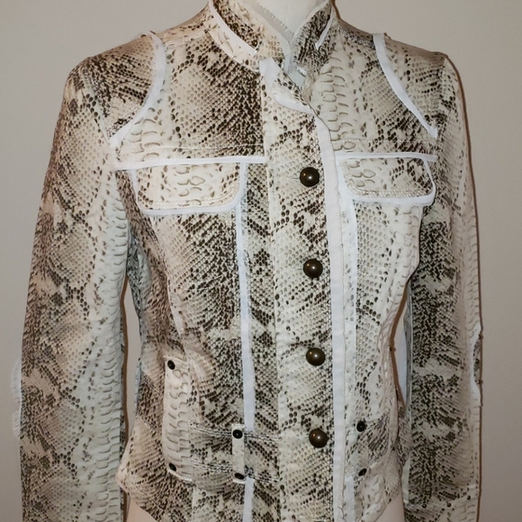 Parrot Jackets & Blazers - Parrot snake print jacket